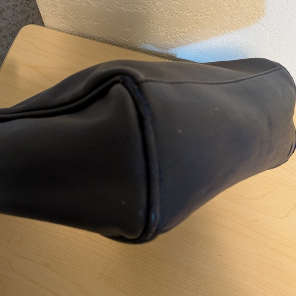 Liz Claiborne Navy Blue Women's Bag - Picture 10 of 10